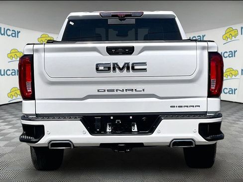 Used 2023 GMC Sierra 1500 Denali Ultimate AWD/4WD image 5