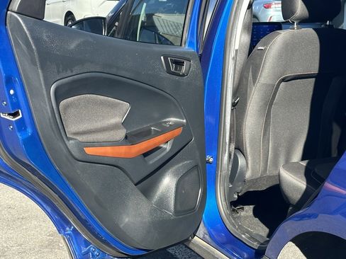 Used 2021 Ford EcoSport SE w/ SE Appearance Package image 17