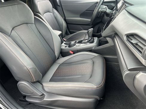 Certified 2025 Subaru Crosstrek 2.5i Limited w/ Popular Package #3A image 8