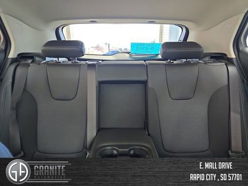 New 2026 Buick Encore GX Preferred w/ Comfort Package AWD/4WD image 34