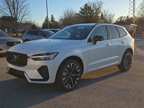 New 2026 Volvo XC60 T8 Ultra w/ Climate Package AWD/4WD image 1