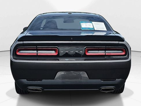 Used 2019 Dodge Challenger SXT w/ Blacktop Package RWD image 5