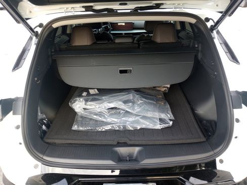 New 2025 Nissan Murano Platinum w/ Cargo Package image 15