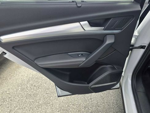 Used 2024 Audi Q5 2.0T Prestige image 19