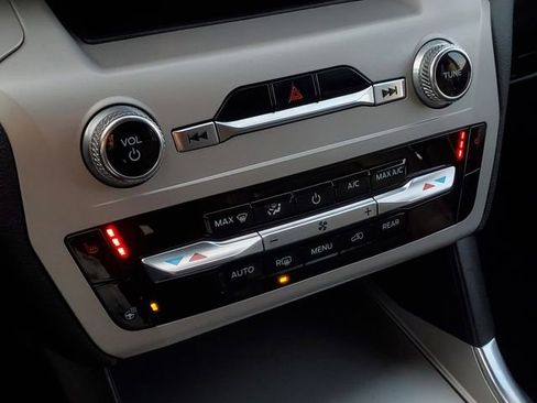 Certified 2023 Ford Explorer XLT w/ Equipment Group 202A image 19