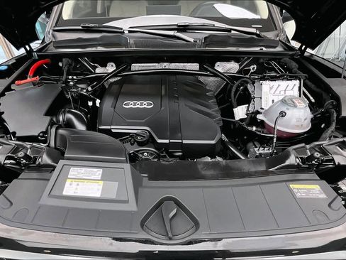 Certified 2024 Audi Q5 2.0T Premium Plus image 29