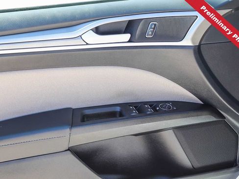 Used 2018 Ford Fusion S FWD image 14