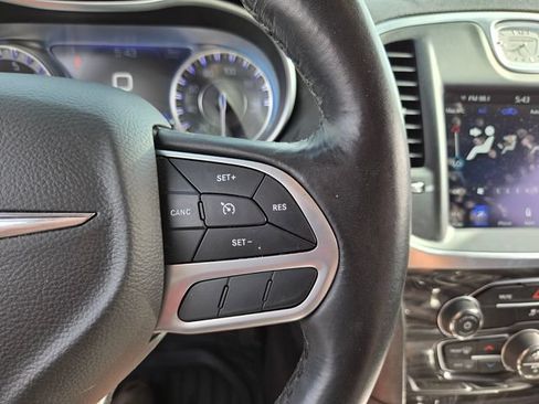Used 2021 Chrysler 300 Touring w/ Sport Appearance Package RWD image 22