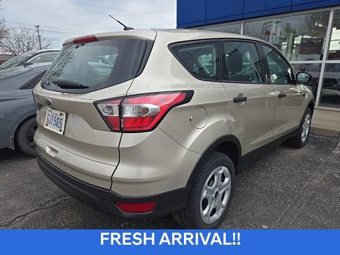 Used 2018 Ford Escape S image 3