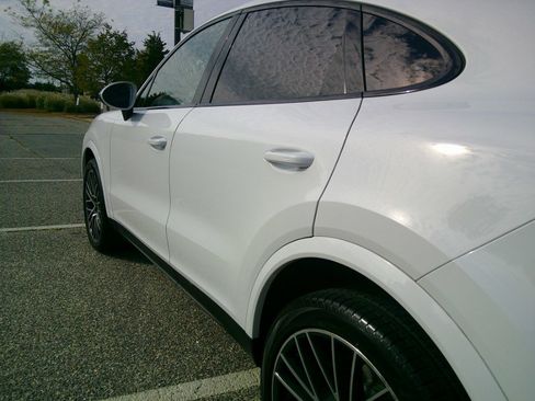 Used 2020 Porsche Cayenne image 79