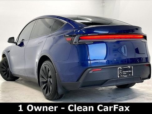 Used 2026 Tesla Model Y AWD image 10