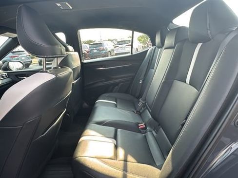 Used 2025 Toyota Camry SE FWD image 24