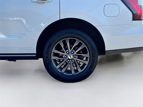 Used 2021 Ford Expedition Limited image 33