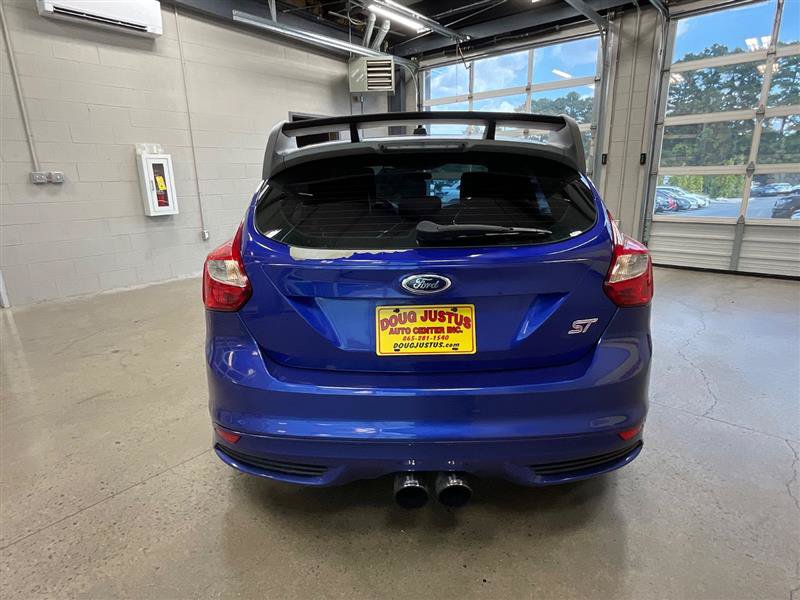 Used 2013 Ford Focus ST FWD image 4