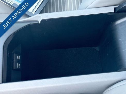 Used 2024 Toyota Camry SE image 21