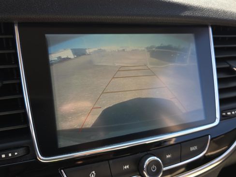 Used 2020 Buick Encore Preferred w/ Safety Package FWD image 21