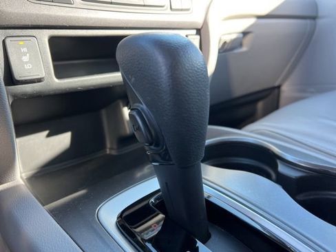 Used 2017 Honda Pilot EX-L image 25