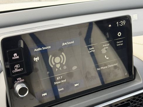 Certified 2025 Acura ADX A-Spec image 21