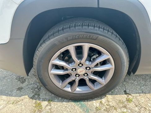 Used 2023 GMC Terrain SLT AWD/4WD image 51