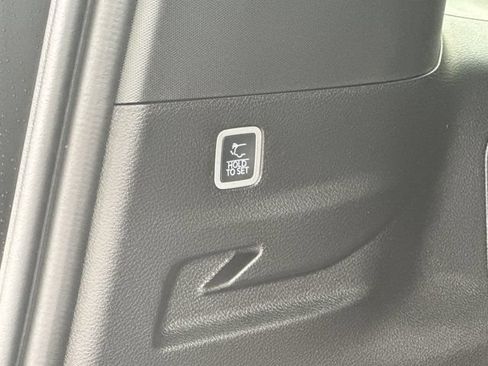 New 2026 Jeep Grand Wagoneer L Limited AWD/4WD image 19