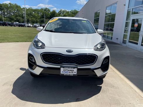 Used 2021 Kia Sportage LX AWD/4WD image 3