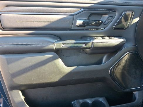 Used 2023 RAM 1500 Limited image 12
