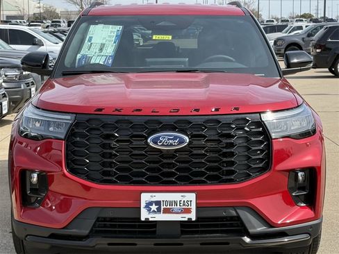 New 2026 Ford Explorer ST-Line image 30