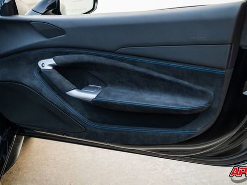 Used 2022 Ferrari F8 Tributo image 87