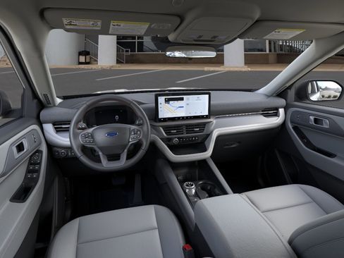New 2026 Ford Explorer Active w/ Active Comfort Package RWD image 9