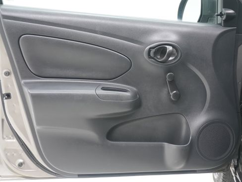 Used 2014 Nissan Versa S Plus FWD image 14