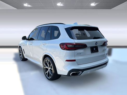 Used 2021 BMW X5 xDrive40i w/ M Sport Package AWD/4WD image 3