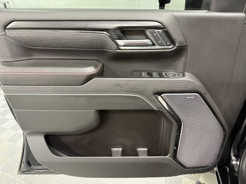 Used 2024 GMC Sierra 2500 AT4X w/ AT4X AEV Edition AWD/4WD image 16