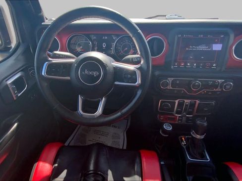 Used 2021 Jeep Wrangler Unlimited Rubicon AWD/4WD image 6