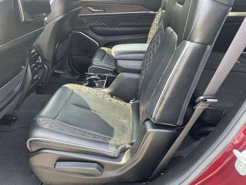 Used 2023 Jeep Grand Cherokee L Summit w/ Rear Seat Video Group I AWD/4WD image 14