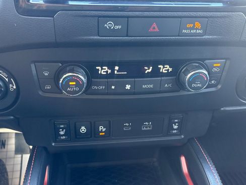 Used 2023 Nissan Frontier PRO-4X w/ Pro-4X Premium Package image 47