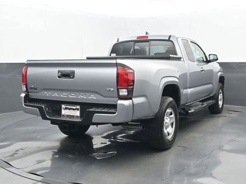 Used 2019 Toyota Tacoma SR w/ SR Convenience Package image 18