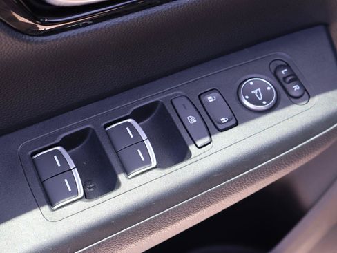 Used 2025 Honda CR-V Sport Touring image 24