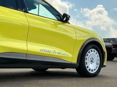 Used 2025 Ford Mustang Mach-E GT AWD/4WD image 45
