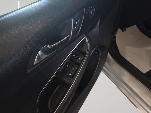 Used 2017 Chevrolet Cruze LS FWD image 11