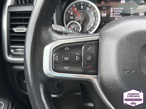Used 2021 RAM 1500 Laramie AWD/4WD image 17