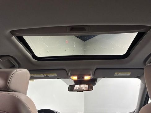 Used 2019 Honda CR-V Touring image 21