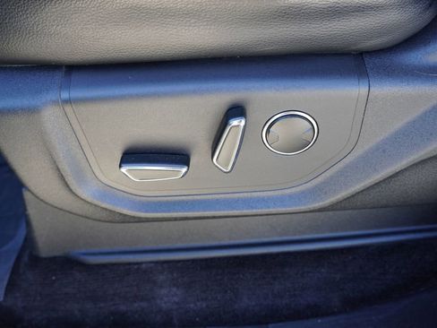 Used 2016 Ford F150 Lariat AWD/4WD image 22