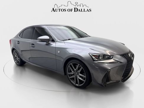 Used 2018 Lexus IS 300 F Sport w/ F Sport Package RWD image 4
