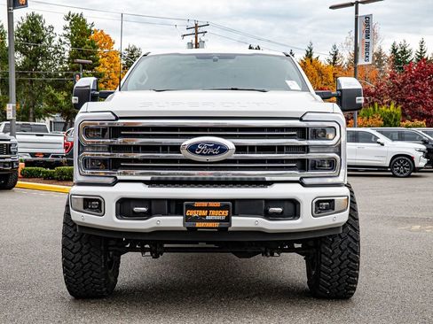 Used 2024 Ford F350 Limited w/ FX4 Off-Road Package image 9