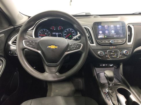Used 2022 Chevrolet Malibu LS FWD image 22