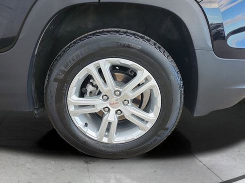 Certified 2024 GMC Terrain SLE image 29