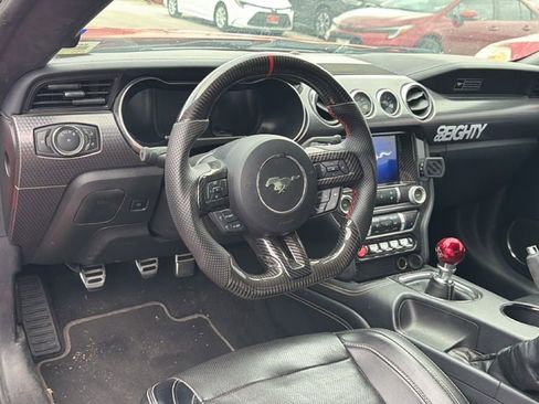 Used 2020 Ford Mustang GT Premium w/ GT Performance Package RWD image 12