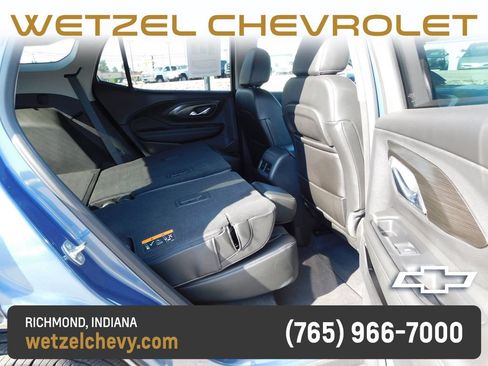 Used 2024 GMC Terrain SLT w/ Tech Package AWD/4WD image 27