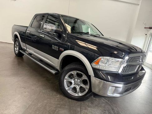 Used 2014 RAM 1500 Laramie AWD/4WD image 32