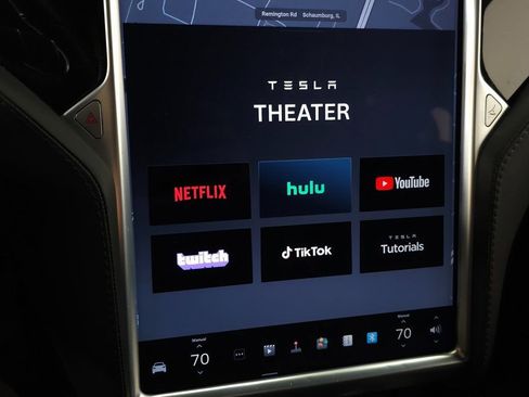 Used 2018 Tesla Model X 75D image 29